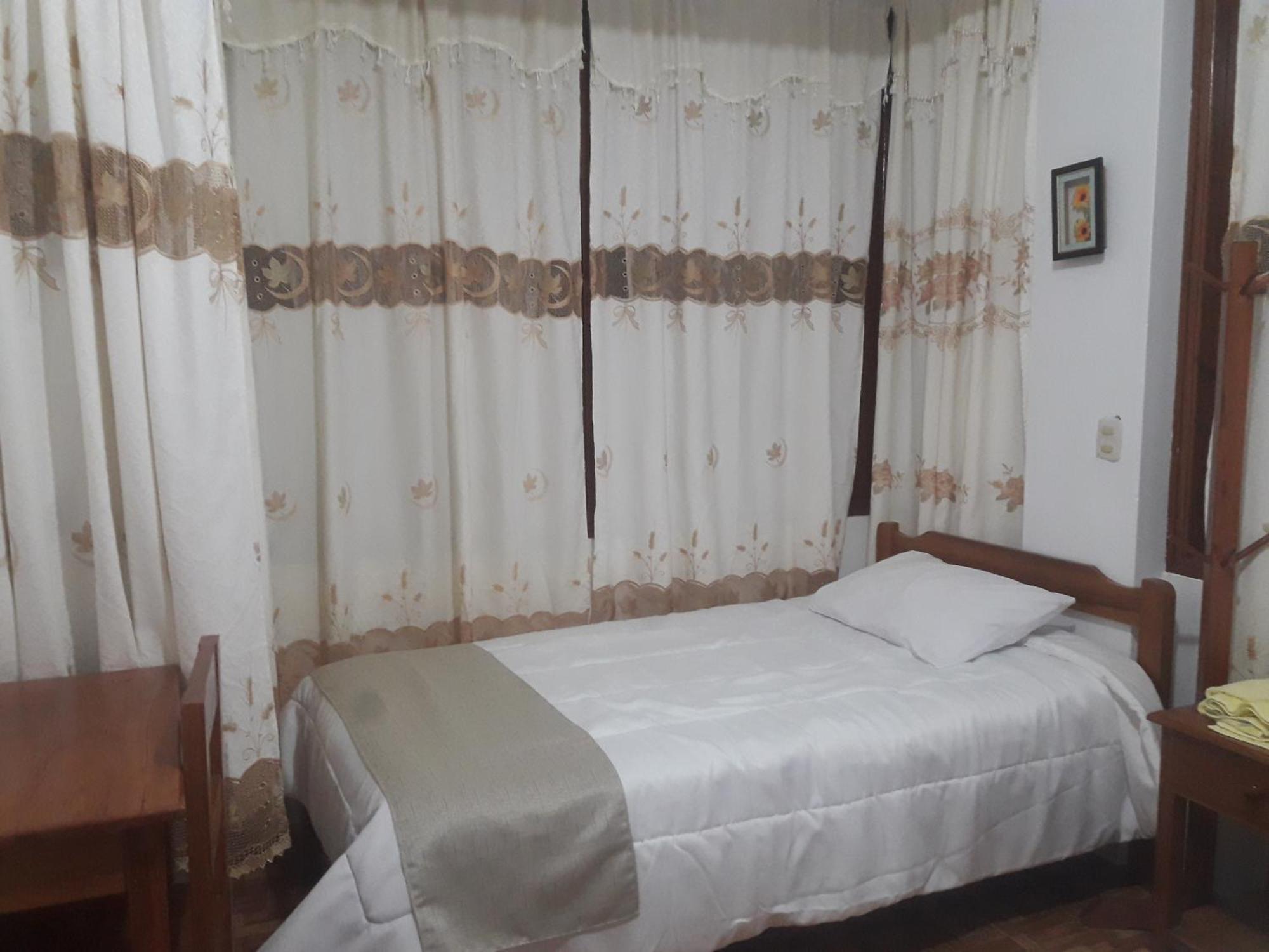 Hospedaje Olguita Oxapampa Exteriör bild